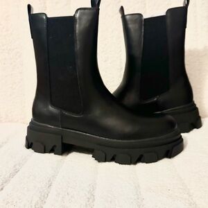 Dream Pairs Black Combat Boots